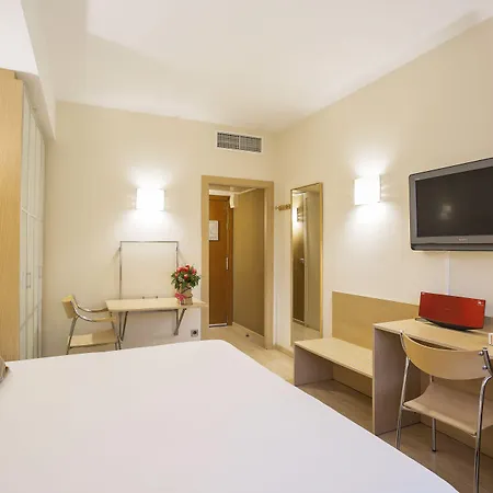 Silver 3* Barcelona