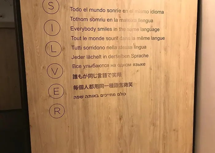 白银公寓式酒店 3*